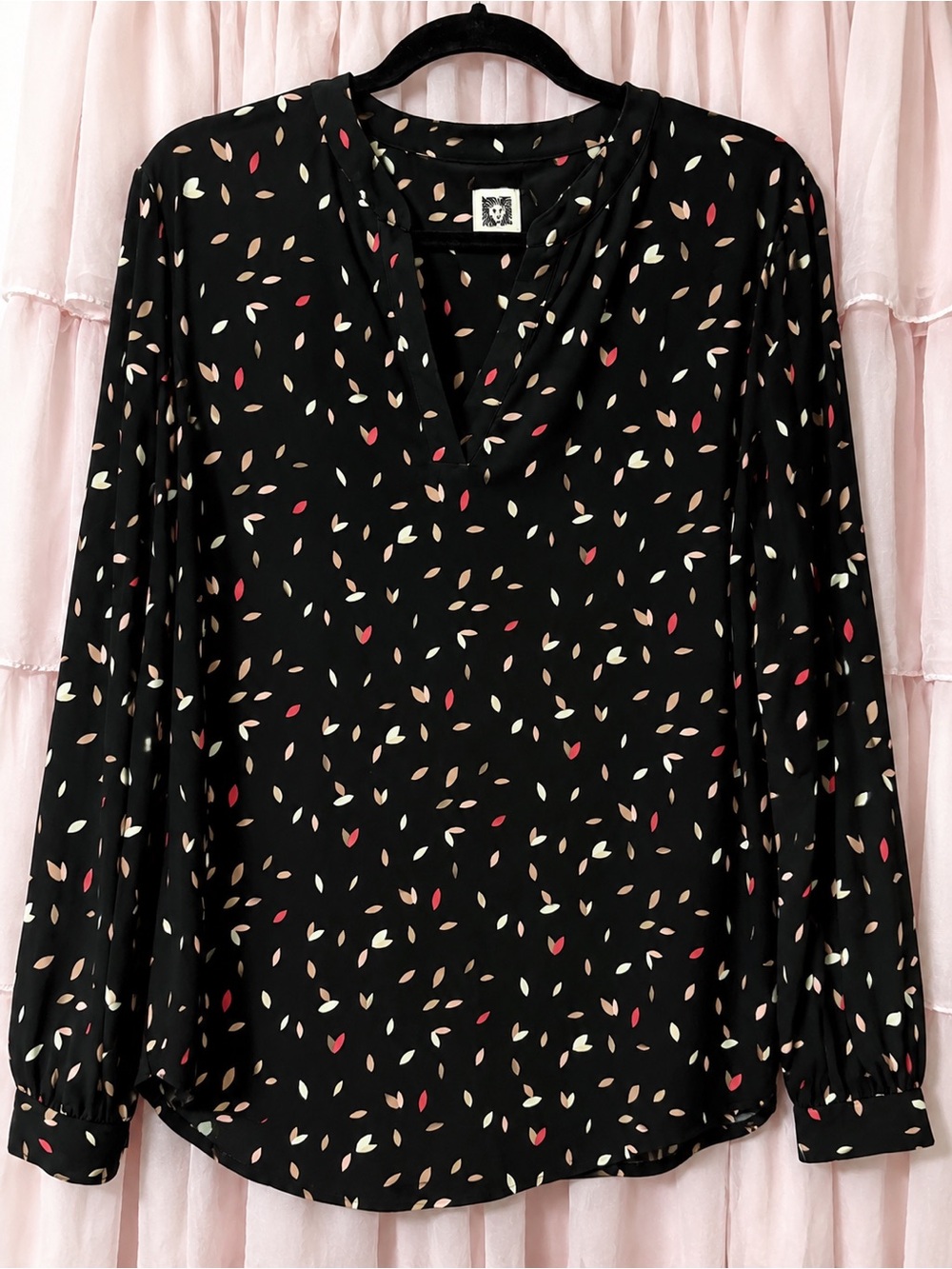 Anne Klein Black Printed V-Neck Long Sleeve Blouse with Red and Cream Leaf Motif